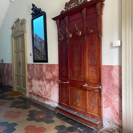 Belinda S' Apartment *