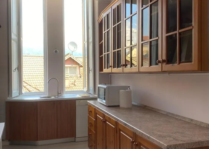 Belinda S' Lejlighed